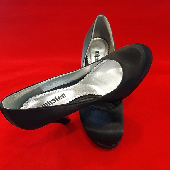 Unlisted Big Spender Pump - 8.5 - Picture 5 of 12